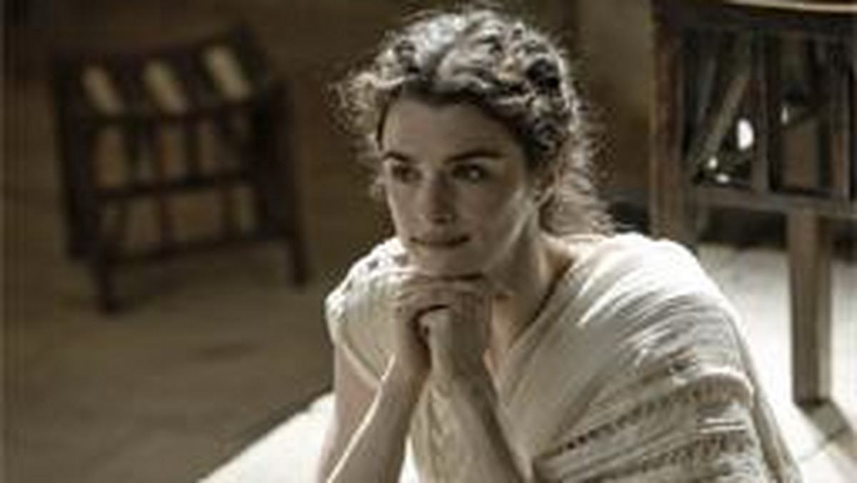 Rachel Weisz zapewniła, że nie korzystała z dublerki w rozbieranych scenach nowego filmu "Agora".