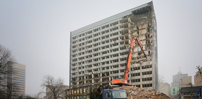 Tak znika Hotel Centrum