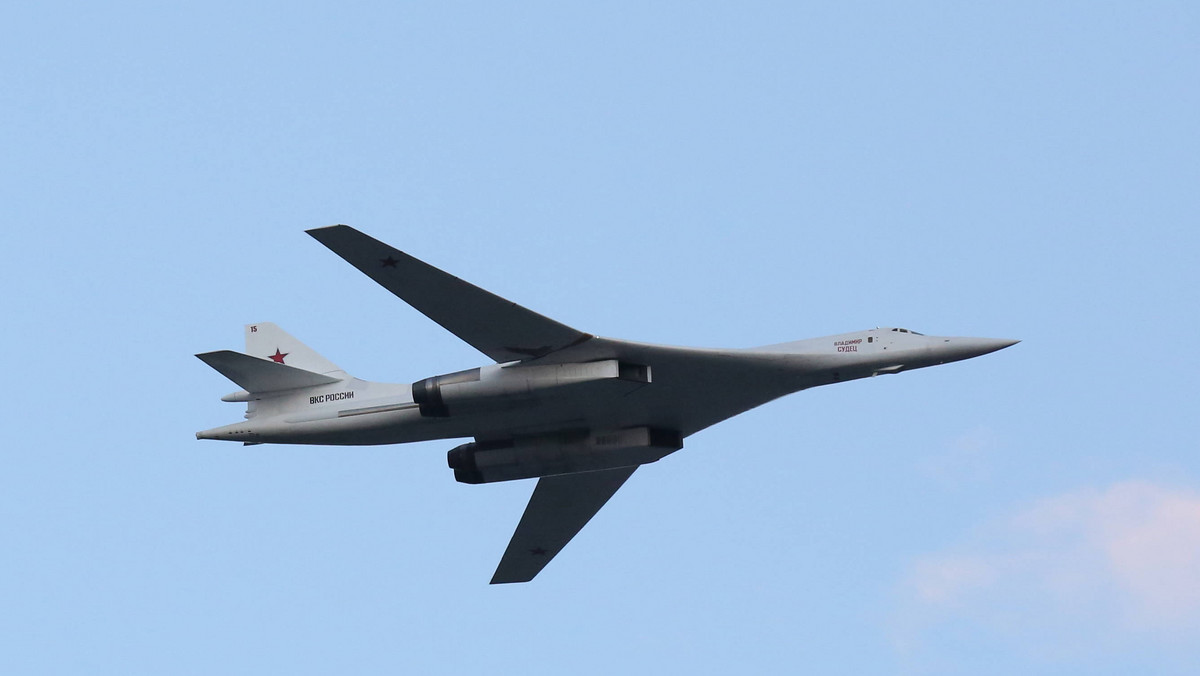 Bombowce strategiczne Tu-160 odbyły lot nad Bałtykiem