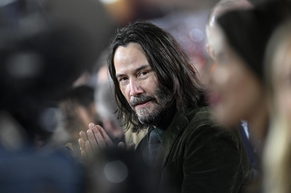 Keanu Reeves nem véletlenül a legimádottabb férfi az interneten