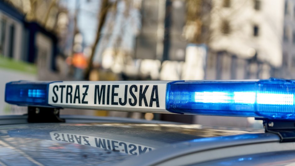 Straż miejska interweniowała w sprawie pijanej 16-latki