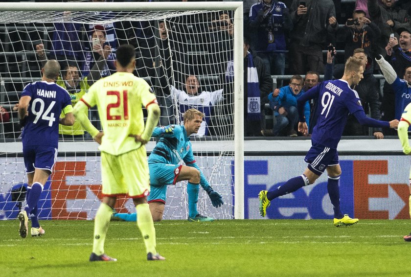 Łukasz Teodorczyk znów trafia dla Anderlechtu. Dają za niego fortunę!