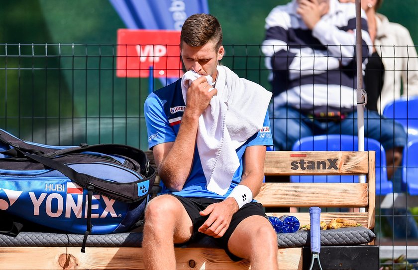 Hubert Hurkacz (24 l.) miał zrobić furorę w Australian Open, ale odpadł już w I rundzie tego wielkoszlemowego turnieju rozgrywanego w Melbourne.