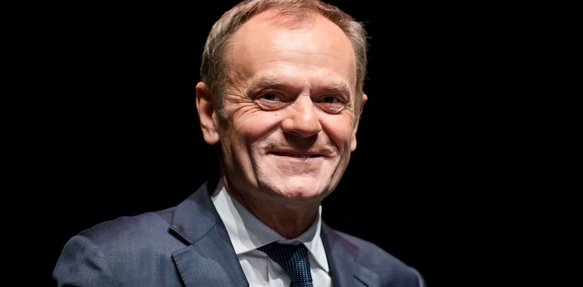 Donald Tusk porównuje wzrost z najstarszym wnukiem. Czy Mikołaj już go przerósł?