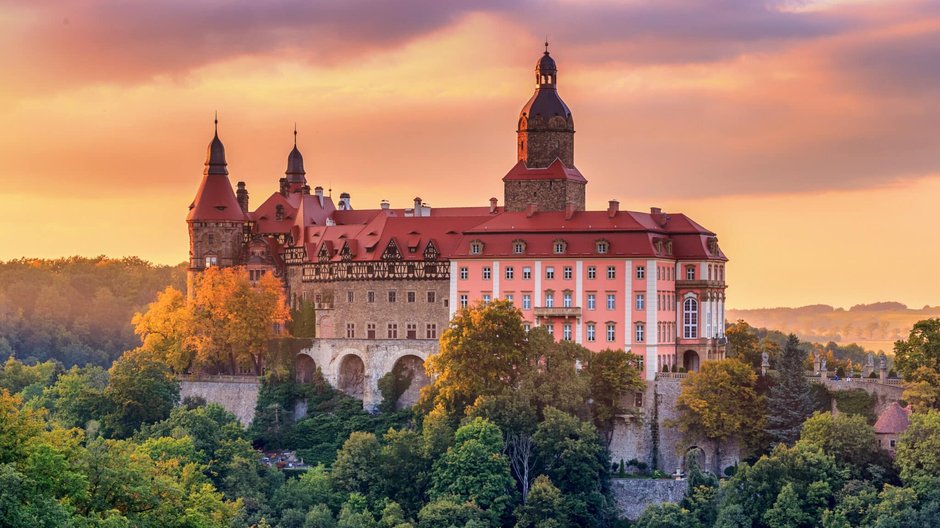 Wałbrzych od długiego czasu prawie nie korzysta już z węgla. Dziś w mieście już tylko jeden budynek użyteczności publicznej ogrzewa się węglem. 