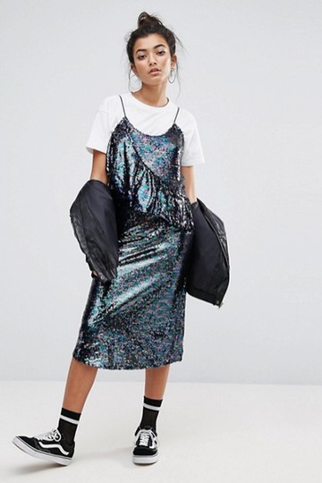 ASOS 74,32 euró