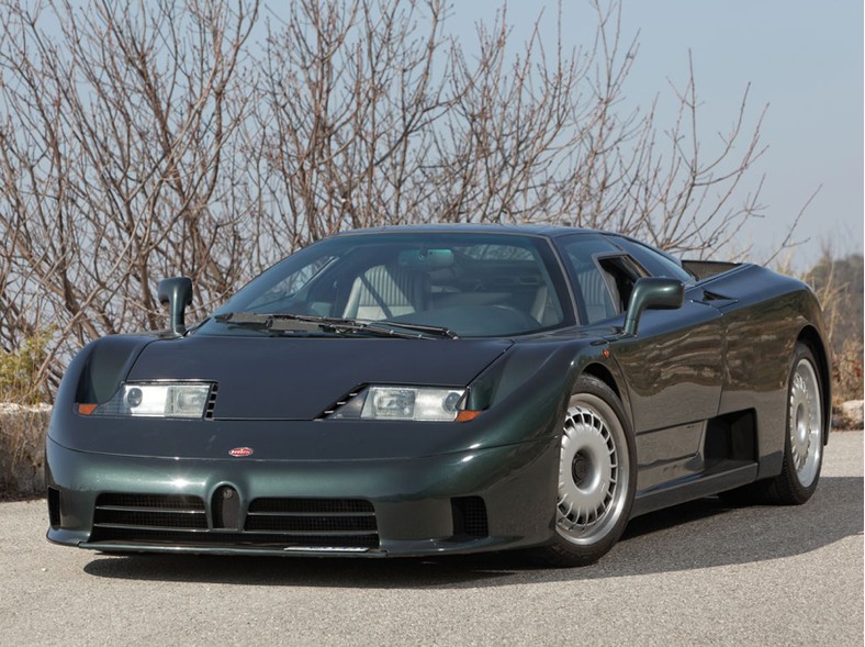 Bugatti EB110 - (fot. RM AUCTIONS)