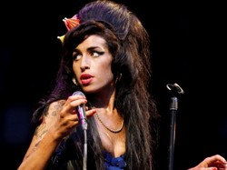 Klub 27 to mit? Prześwietlili biografie ponad tysiąca artystów