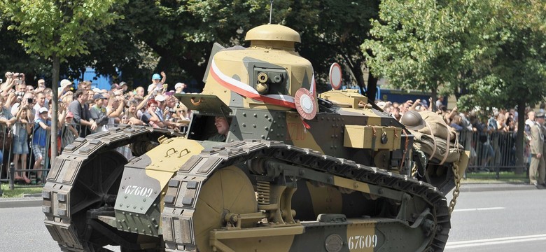 Polski czołg Renault FT-17 sensacją! Bił bolszewików, był darem sowietów dla emira