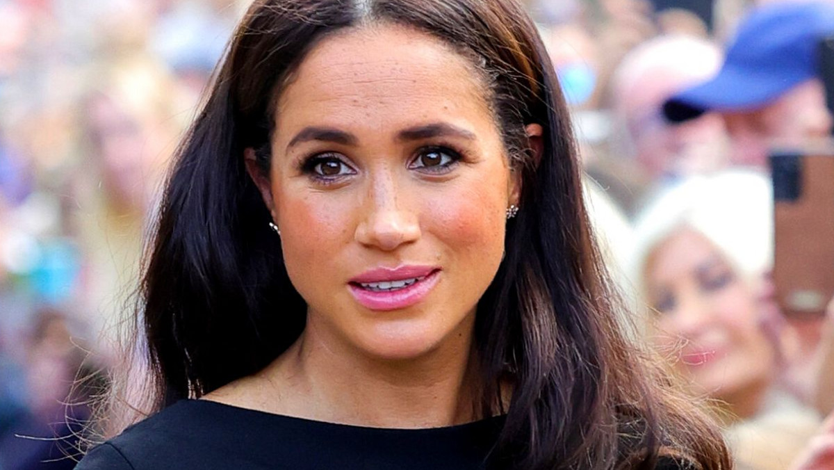 Meghan Markle "uznała, że jej historia wymaga retuszu". Zrobiła jedną rzecz