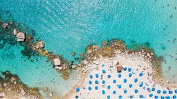 wakacje pod znakiem zapytania. wizz air miesza w planach polaków