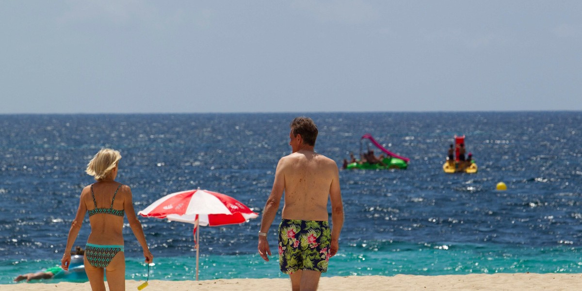 Jesienią i zimą temperatury na wyspach archipelagu Balearów są wyższe niż w Europie Środkowej, w której trzeba już wówczas korzystać z ogrzewania.