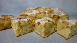 Prosta i naprawdę dobra szarlotka. Przepis krok po kroku od Jakuba Kuronia