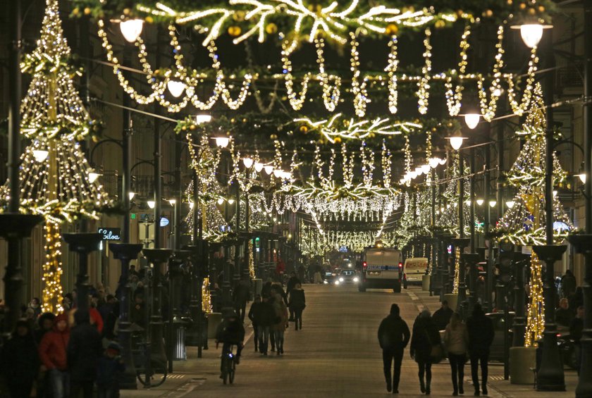 Piotrkowska stroi się na święta