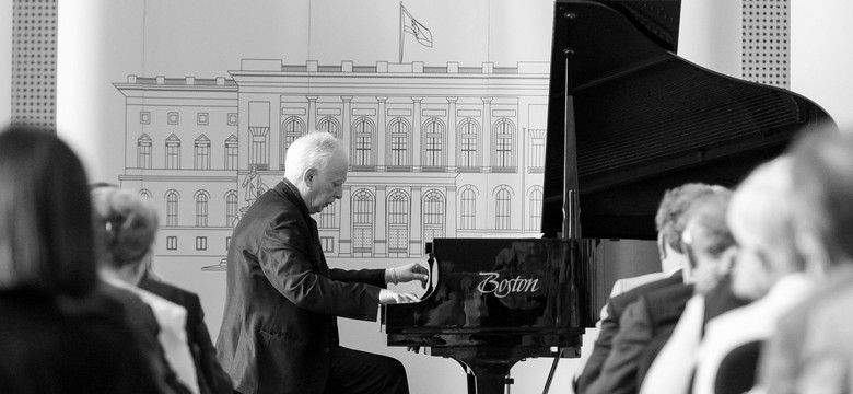 Janusz Olejniczak nie żyje. Wybitny pianista miał 72 lata