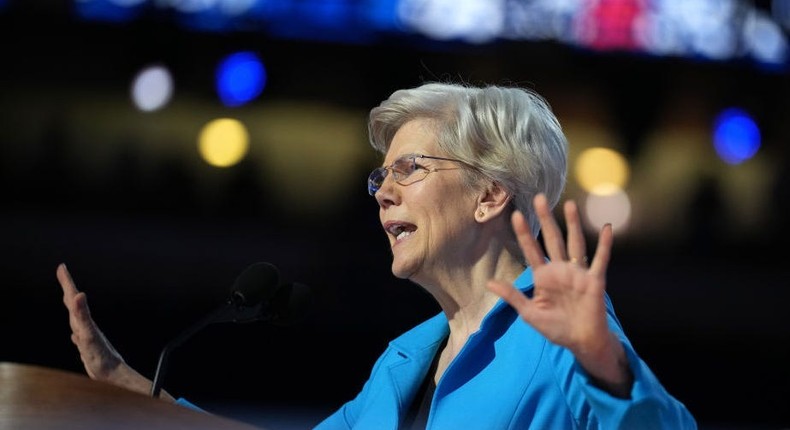 Sen. Elizabeth Warren led a group of Democrats in calling for an investigation into student-loan company MOHELA.Andrew Harnik/Getty Images