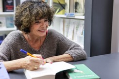 Katarzyna Grochola otrzymała wyniki badań. 'Będę żyć'