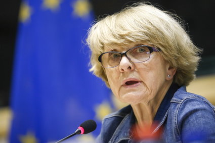Hübner o TTIP: "Nie ma żadnej mowy o obniżeniu jakichkolwiek standardów"