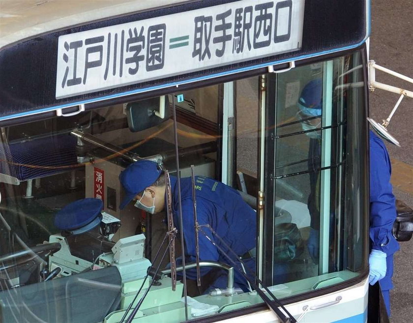 Bezrobotny ranił 13 osób w autobusie. FOTO