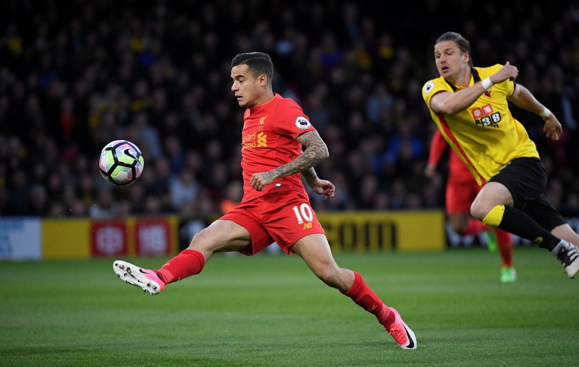 Philippe Coutinho: Porsche gwiazdy Liverpoolu obrzucone kamieniami