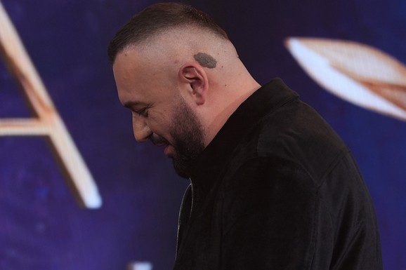 "DAJEM 10.000 EVRA NAGRADU" Pevač ŽRTVA PREVARE, javno moli za pomoć