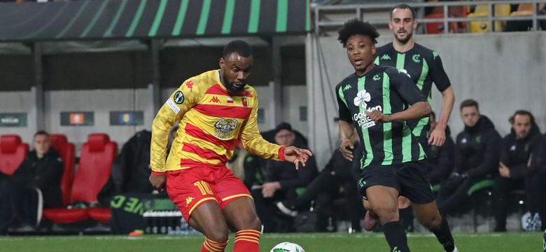 Kosmiczna przewrotka Pululu. Czerwona kartka odmieniła mecz Jagiellonii z Cercle Brugge