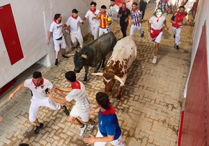 Trka s bikovima u Španiji