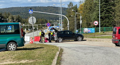 Oto co dzieje się na granicy ze Słowacją. Kierowcy takich aut mają problem. Decyduje jeden szczegół