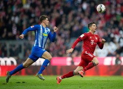 Niemcy śmieją się z Lewandowskiego. 'Nie uderzyłem go, a on padł, jak Mike Tyson' [WIDEO]