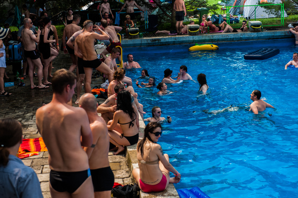 Castle Party 2014 na basenie