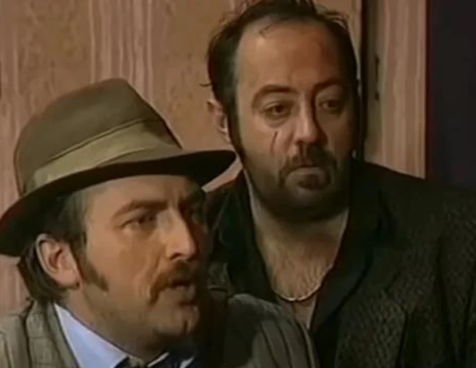 Đoša i Tika Špic u seriji "Porodično blago"