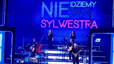 "nie idziemy na sylwestra". domówka tvn. kto wystąpi? kiedy i gdzie oglądać?