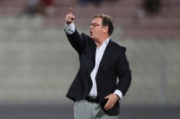 jan urban wiedział, że mecz z maltą to nie będzie spacerek. selekcjonera zirytował zalewski