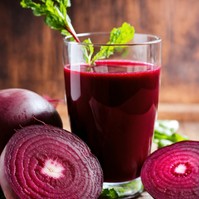 Céklalé és kemoterápia: segíthet-e a cékla a mellékhatások enyhítésében?