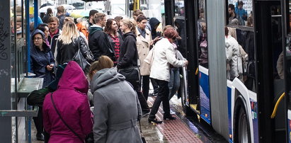 Mniej autobusów na Alejach