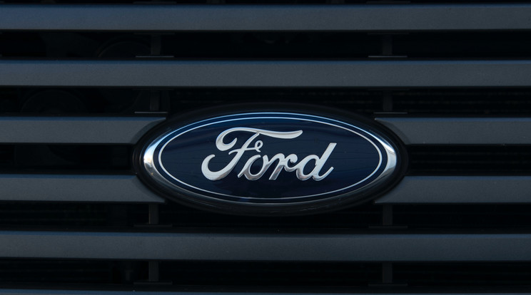 A Ford mellett a /Fotó:pexels