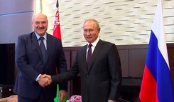 Putin daje Łukaszence kredyt i zaznacza: Białoruś sama musi sobie poradzić