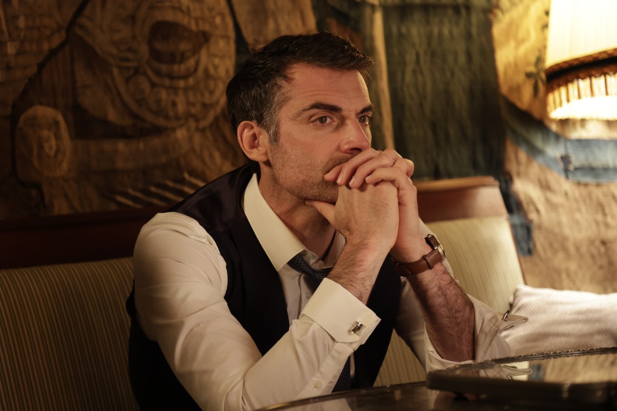 Gil Alma w ósmym odcinku serialu "Metoda Wagnera"