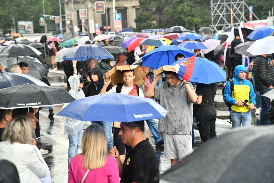 Atmosfera u centru grada oko 17.15 sati