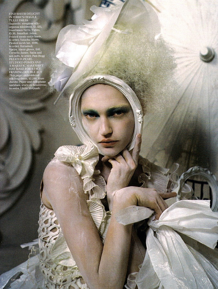 Sasha Pivovarova w marcowym wydaniu Vogue UK