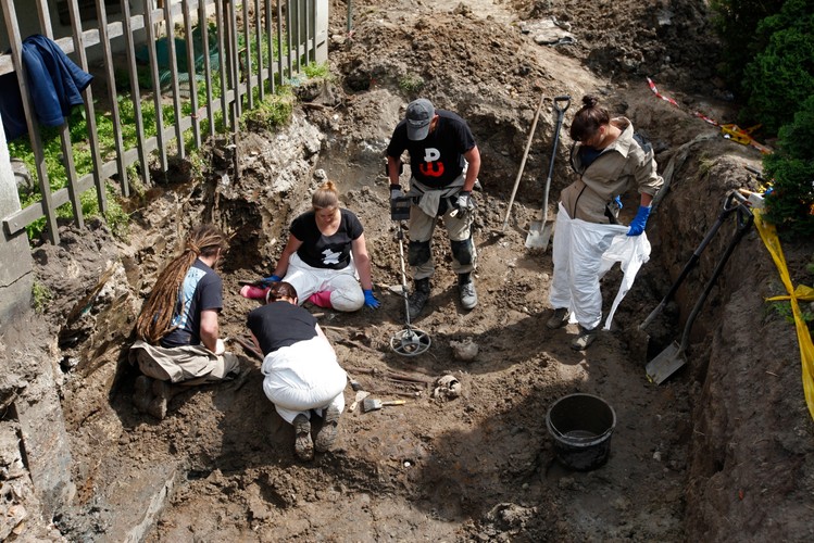 EKSHUMACJE IPN W BIAŁYMSTOKU. KTO ZABIŁ TYCH LUDZI?
