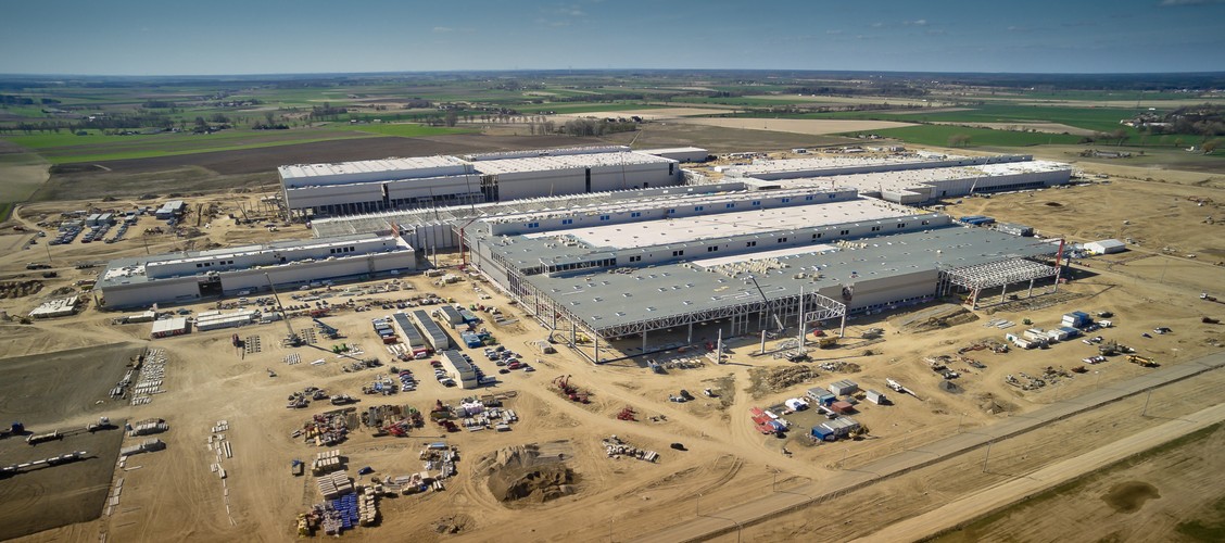 Zakład Volkswagena w Białężycach koło Wrześni - widok z lotu ptaka