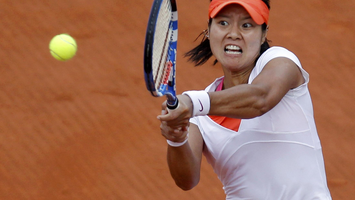 Zwyciężczyni wielkoszlemowego turnieju French Open na kortach im. Rolanda Garrosa Chinka Na Li prowadzi w klasyfikacji najlepiej zarabiających tenisistek sezonu. Chinka zainkasowała ponad 3,1 mln dolarów. 11. miejsce utrzymała Agnieszka Radwańska.