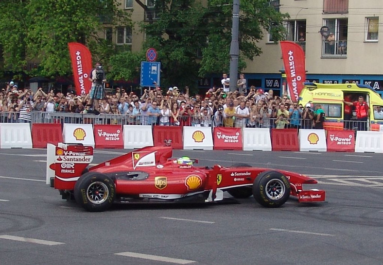 Shell V-Power Nitro+ Show