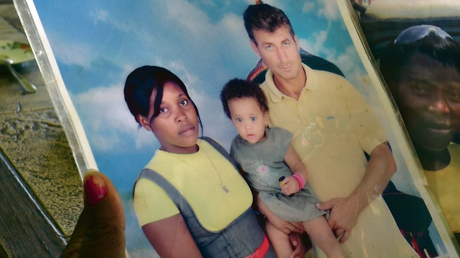 Muž Boško je i dalje na radu u Ekvatorijalnoj Gvineji, a Marija se preselila u Srbiju