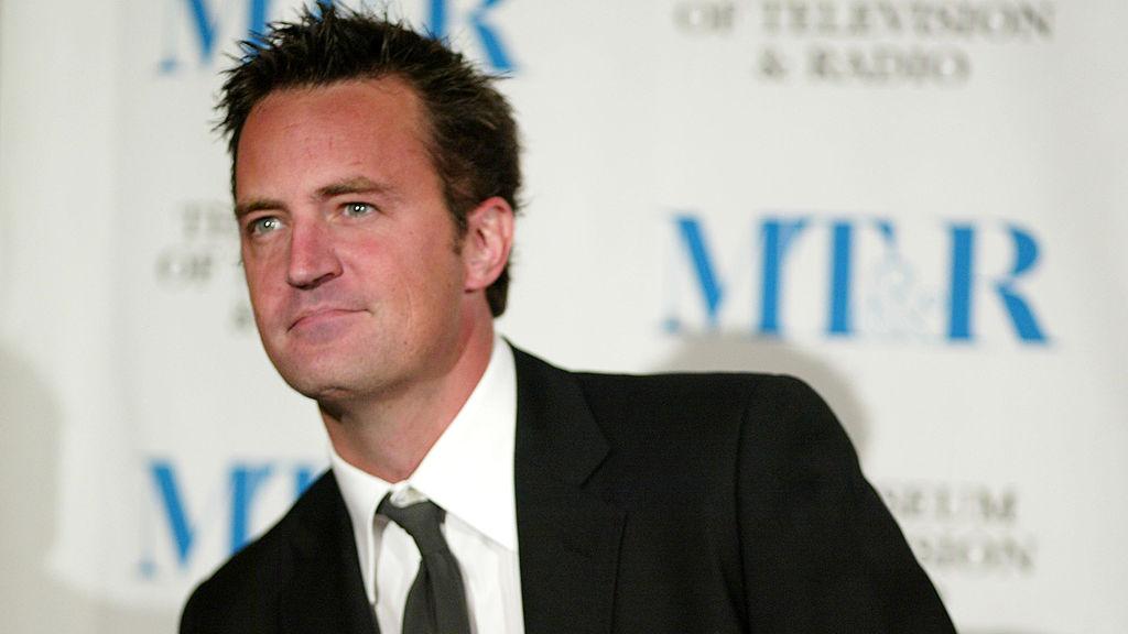 Sötét és szomorú titkok kerültek napvilágra Matthew Perry-ről