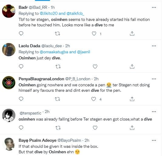 Osimhen y Piqué chocaron con el Barcelona aplastando al Napoli