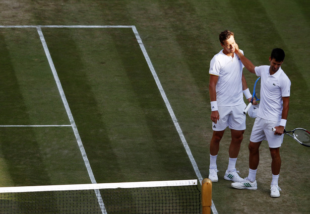 Wimbledon: Dramat Novaka Djokovica. Z powodu kontuzji nie dokończył meczu