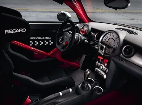 Style: 'mini studio 2'