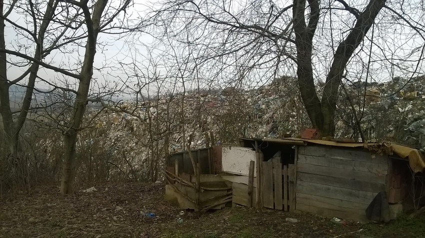 Zapalila se deponija